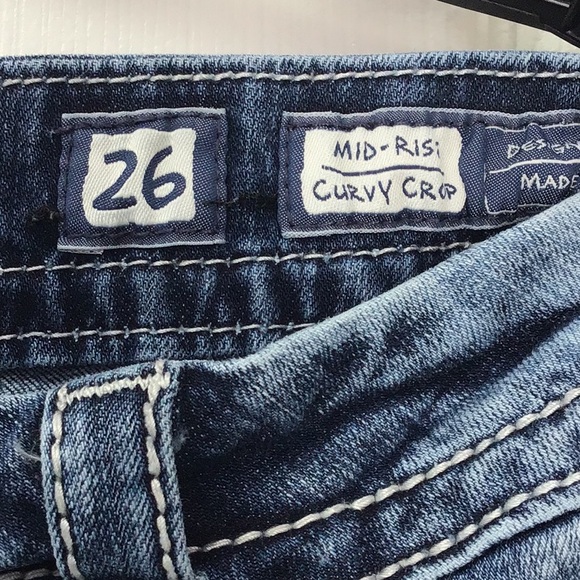 Capris - Picture 2 of 3